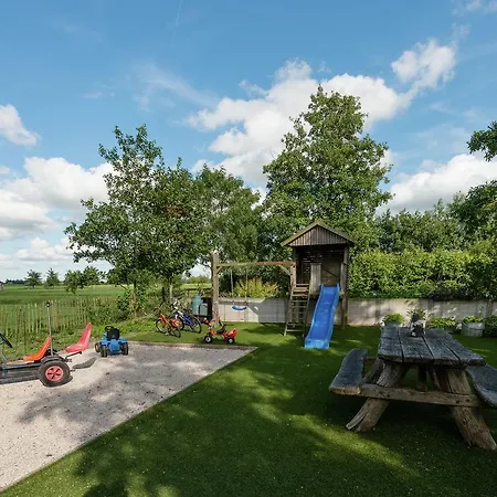 Holiday Hoeve Feriehus